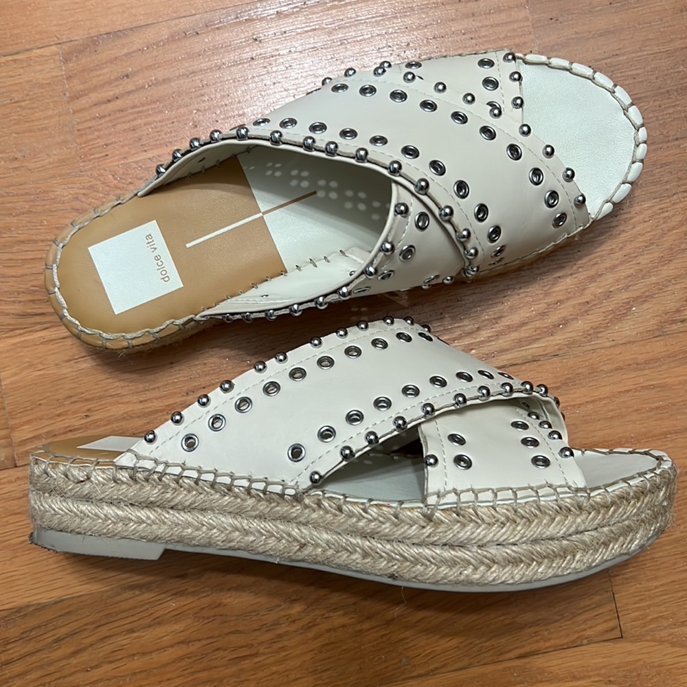 Dolce Vita sandals / Size 8.5